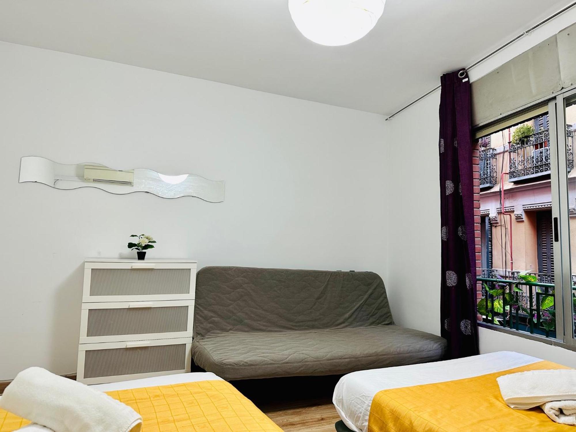 Punta Me Rooms In Madrid Downtown Bagian luar foto