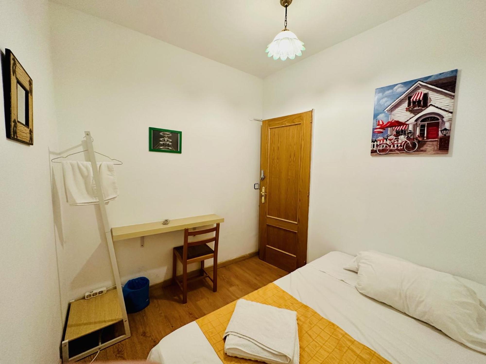 Punta Me Rooms In Madrid Downtown Bagian luar foto